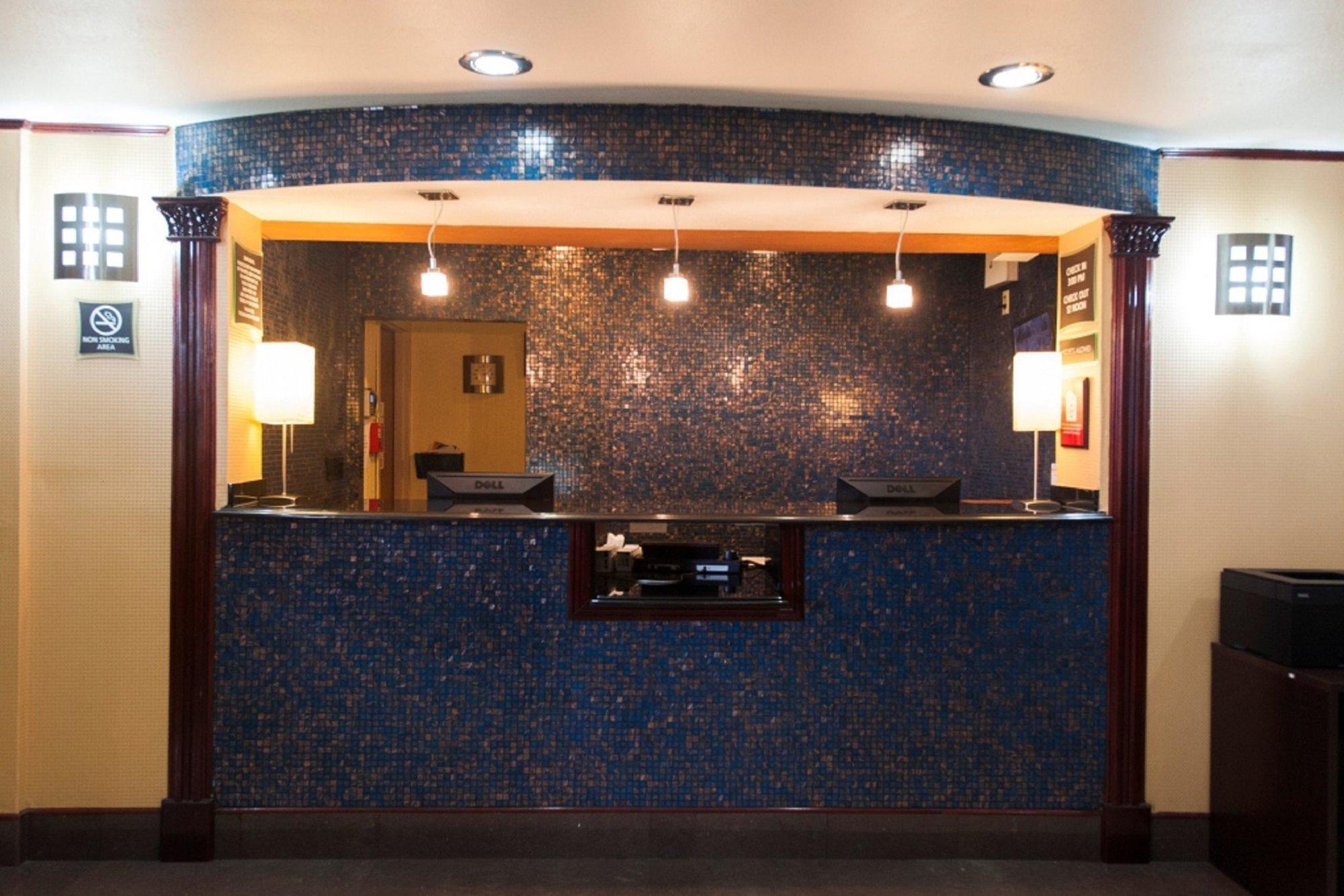 Best Western Long Island City ニューヨーク エクステリア 写真